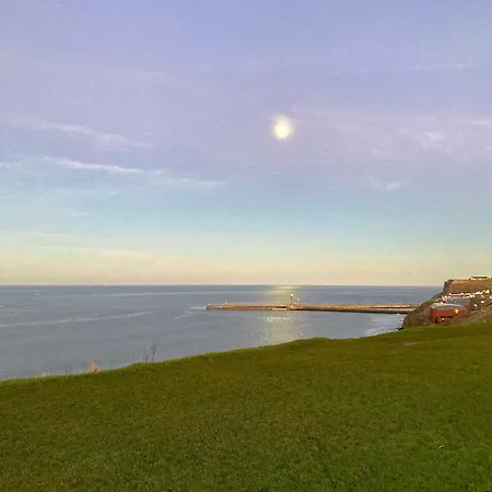 Semesterbostad River Side Whitby